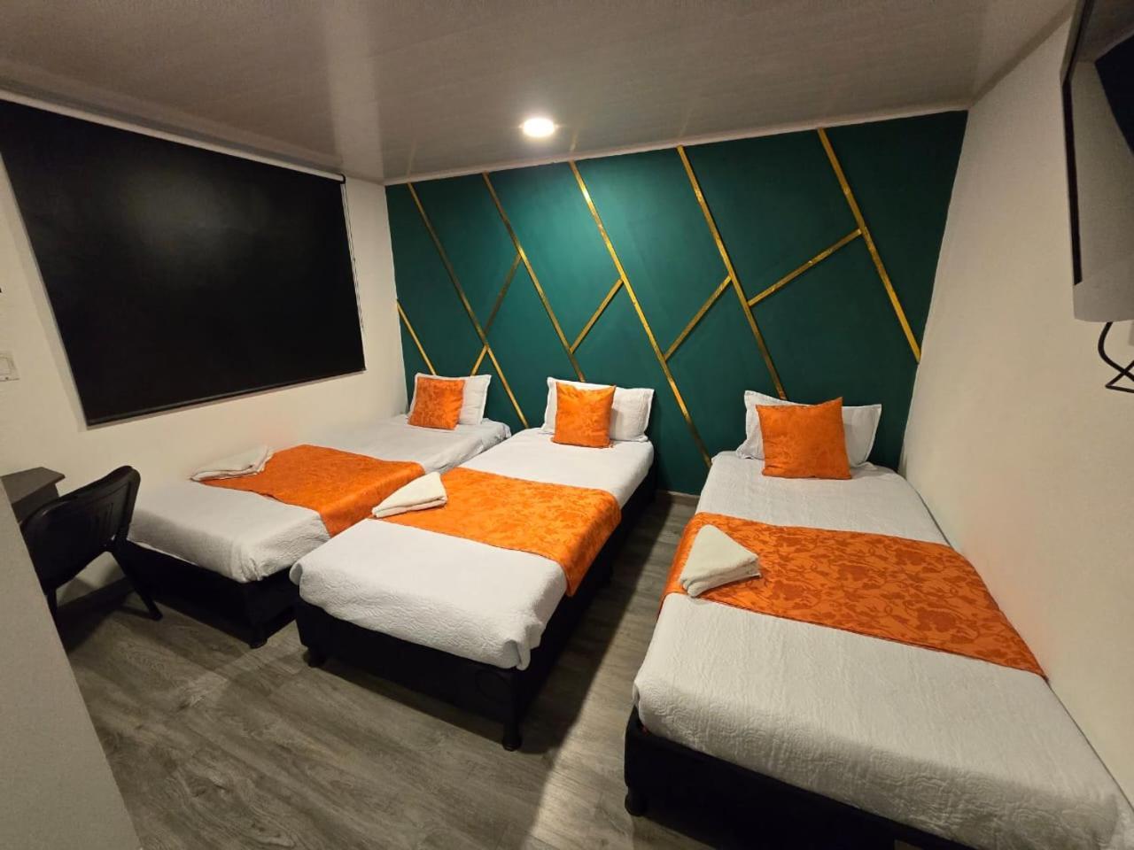 Hotel Kristal Ferial Bogota Ngoại thất bức ảnh