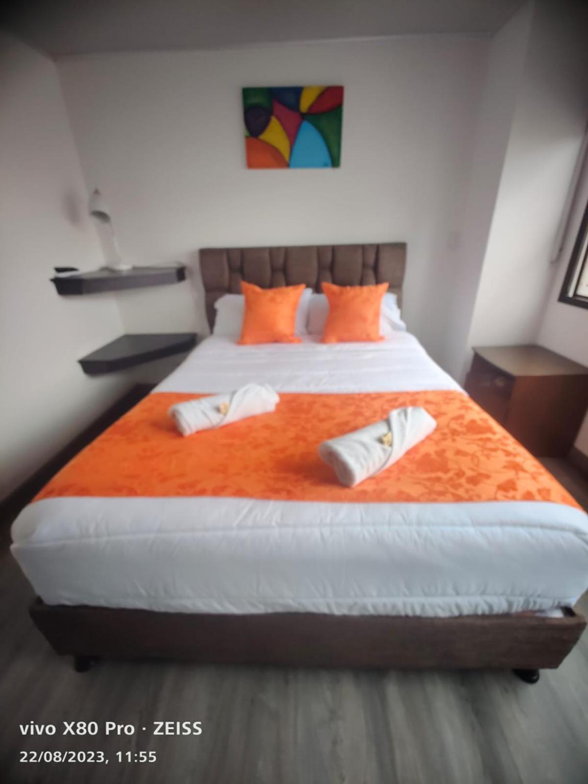 Hotel Kristal Ferial Bogota Ngoại thất bức ảnh