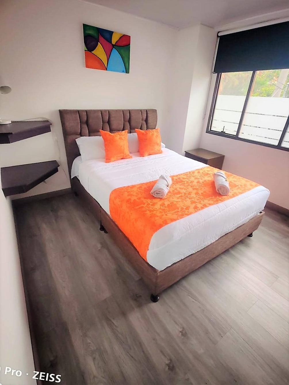 Hotel Kristal Ferial Bogota Ngoại thất bức ảnh